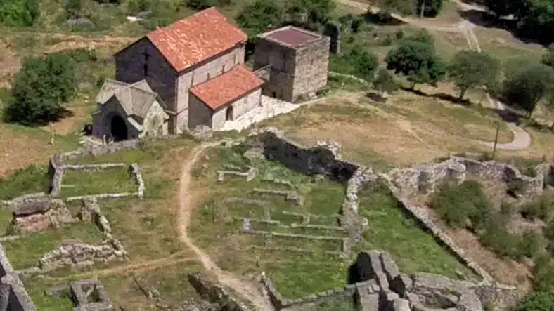 Discover the citadel of Dmanisi